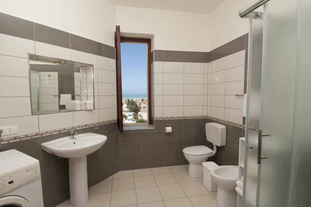 Residence Sicilia Mare- casa vacanza Scoglitti Esterno foto