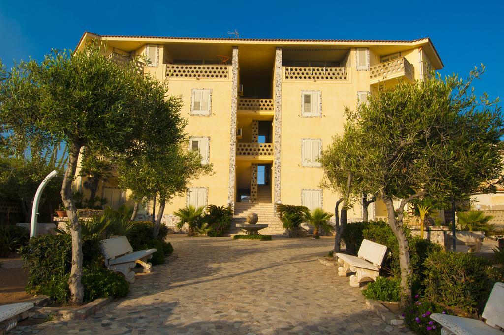 Residence Sicilia Mare- casa vacanza Scoglitti Esterno foto