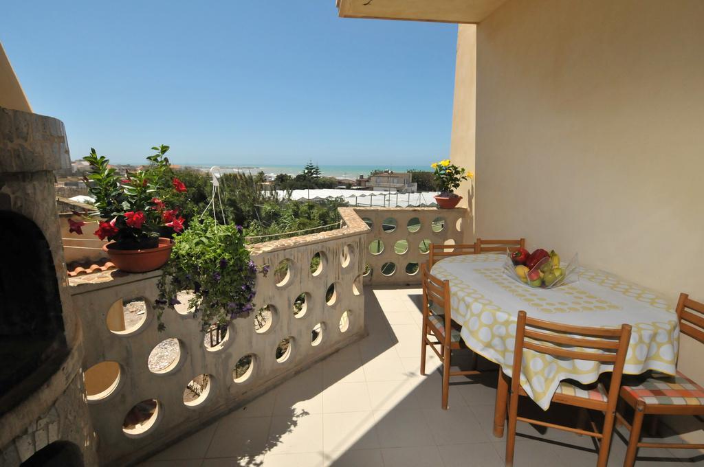 Residence Sicilia Mare- casa vacanza Scoglitti Esterno foto