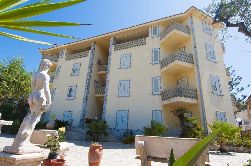 Residence Sicilia Mare- casa vacanza Scoglitti Esterno foto