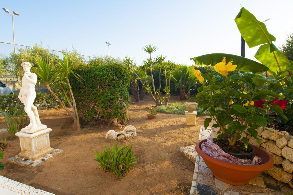 Residence Sicilia Mare- casa vacanza Scoglitti Esterno foto