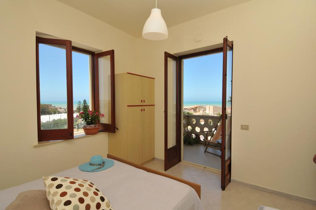 Residence Sicilia Mare- casa vacanza Scoglitti Esterno foto